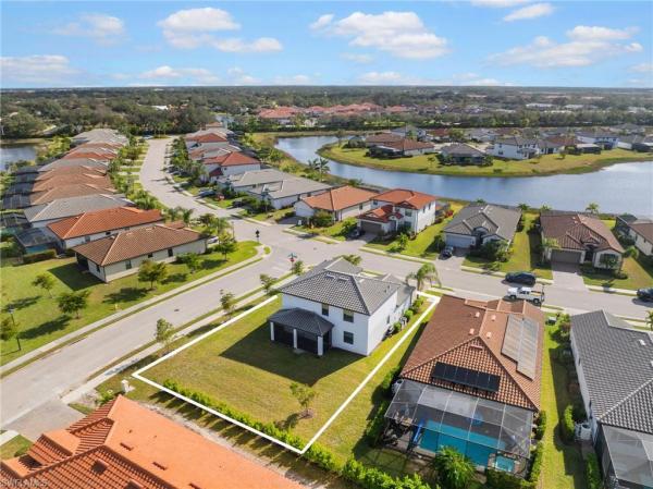 Arborwood Preserve, 11884 Arbor Trace Dr, Fort Myers, Florida 33913, image 2