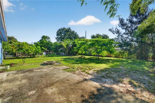 Country Estates, 425 Muskegon Ave, Fort Myers, Florida 33905, image 2