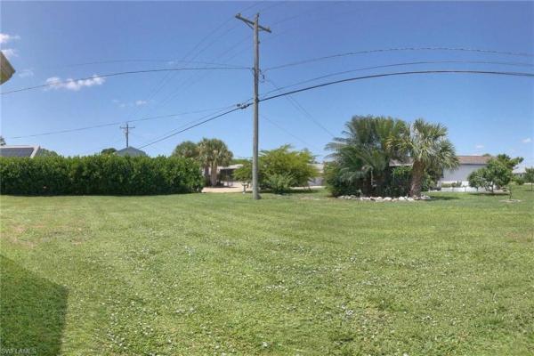 Cape Coral Residential, 1301 26th Ter, Cape Coral, Florida 33904, image 3