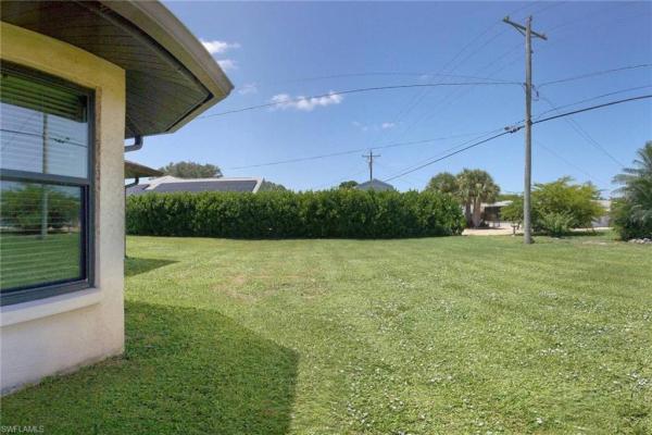 Cape Coral Residential, 1301 26th Ter, Cape Coral, Florida 33904, image 2