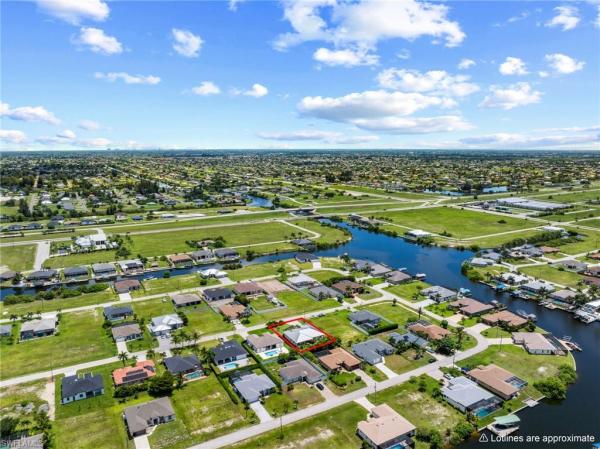 Cape Coral Residential, 1012 33rd Pl, Cape Coral, Florida 33993, image 2
