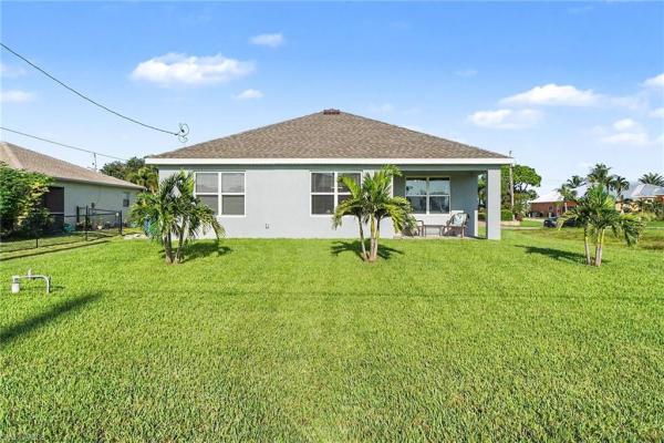 Cape Coral Residential, 1813 24th Pl, Cape Coral, Florida 33993, image 2