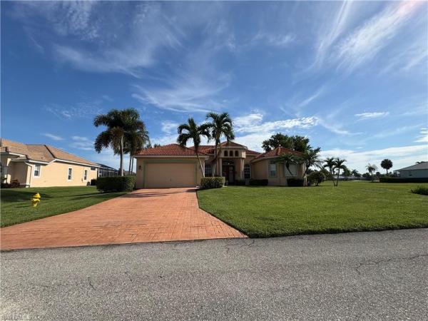 Royal Tee Country Club Estates, 11978 King James Ct, Cape Coral, Florida 33991, image 3