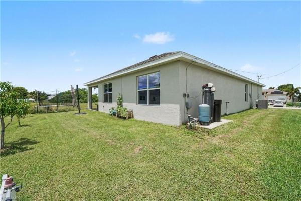 Cape Coral, 322 21st St, Cape Coral, Florida 33993, image 2