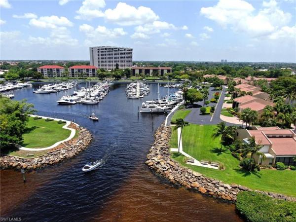 4498 Windjammer Ln #2B, Fort Myers, Florida 33919, image 2