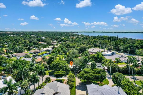 920 Altadena Dr, Fort Myers, Florida 33919, image 1