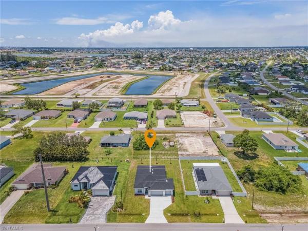 Cape Coral Residential, 924 11th Ter, Cape Coral, Florida 33909, image 3
