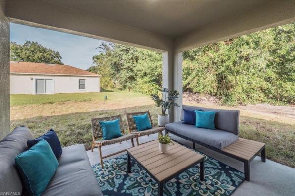 Cape Coral Residential, 1105 10th Ter, Cape Coral, Florida 33909, image 2