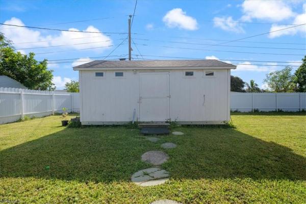 Wedgewood, 347 Beachwood Ave, Lehigh Acres, Florida 33936, image 2