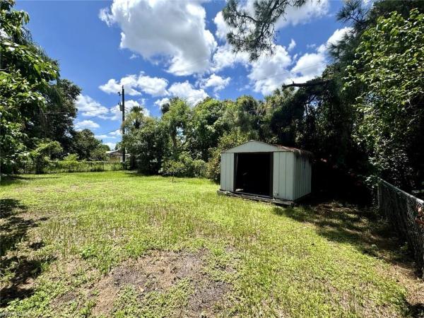 346 Muskegon Ave, Fort Myers, Florida 33905, image 2