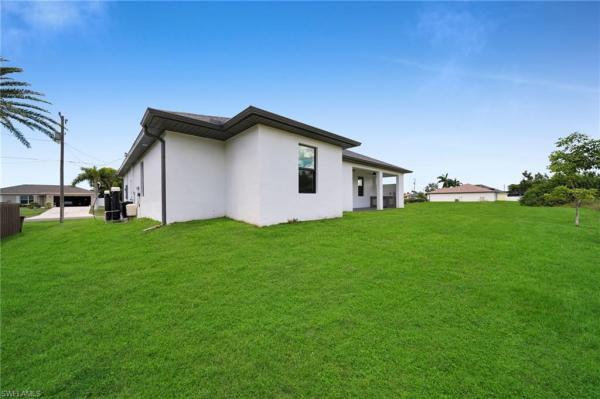 Cape Coral Residential, 2024 15th Ave, Cape Coral, Florida 33909, image 1