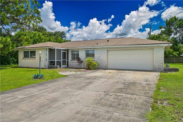 Cape Coral Residential, 1514 43rd St, Cape Coral, Florida 33904, image 2
