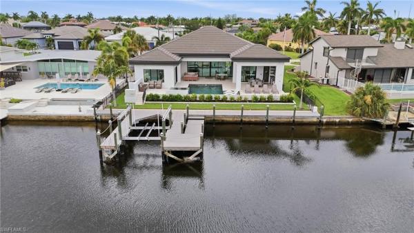 Yacht Club, 4949 Seville Ct, Cape Coral, Florida 33904, image 3
