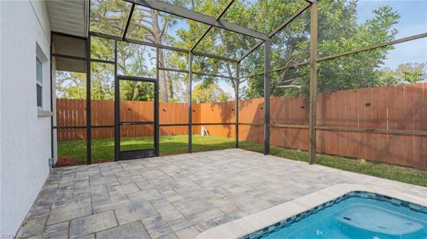 Foxmoor Pines, 1393 White Cedar Ln, North Fort Myers, Florida 33917, image 2