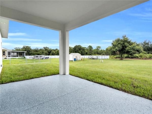 Lehigh Acres, 1502 N Richmond Ave, Lehigh Acres, Florida 33972, image 3