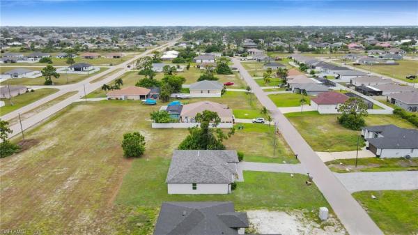 Cape Coral Residential, 2619 24th Pl, Cape Coral, Florida 33993, image 2