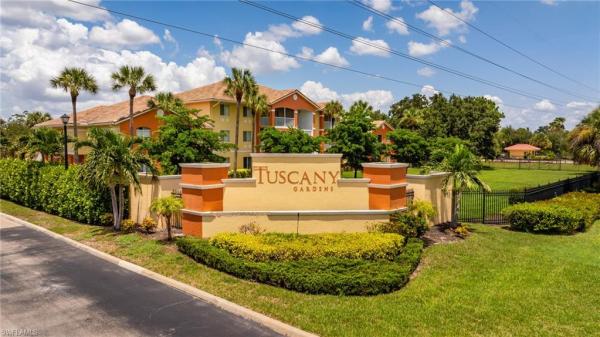 6481 Aragon Way #305, Fort Myers, Florida 33966, image 2
