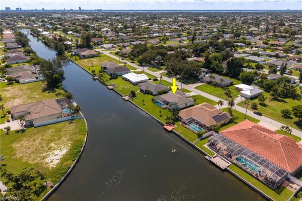 Cape Coral Residential, 1807 2nd St, Cape Coral, Florida 33909, image 2