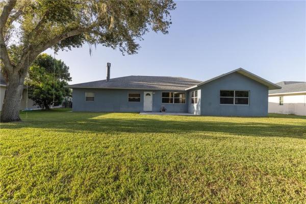 Emerald Pines, 6408 Emerald Pines Cir, Fort Myers, Florida 33966, image 1
