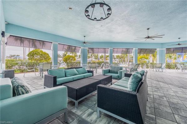 Entrada, 3286 Baravaldo Cir, Cape Coral, Florida 33909, image 2