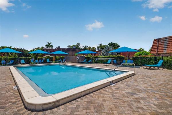 1448 Park Shore Cir #2, Fort Myers, Florida 33901, image 1