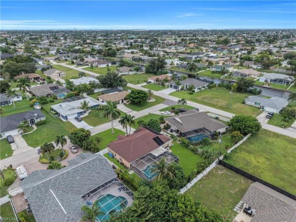 Cape Coral Residential, 3818 6th Pl, Cape Coral, Florida 33914, image 1