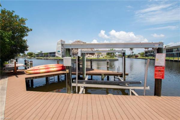 Yacht Club, 5105 Rutland Ct, Cape Coral, Florida 33904, image 2