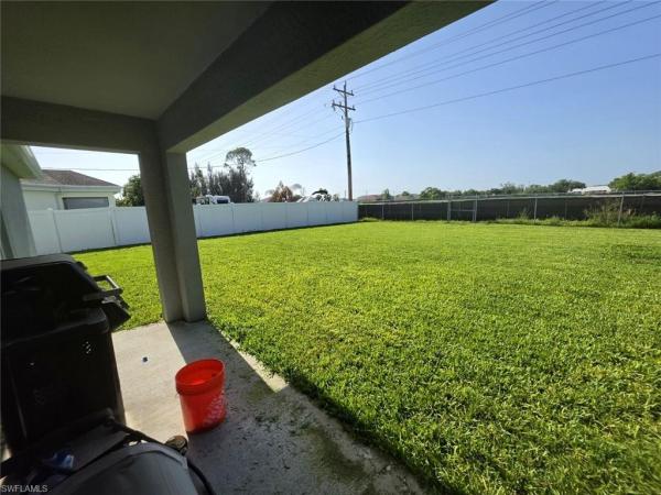 Cape Coral Residential, 1812 32nd St, Cape Coral, Florida 33914, image 2