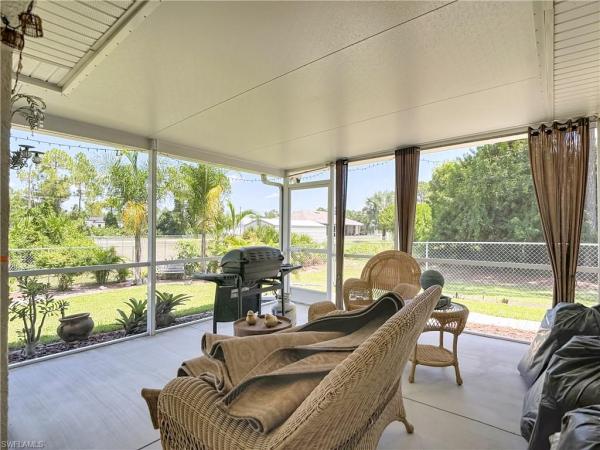 927 E Franklin St, Lehigh Acres, Florida 33974, image 1
