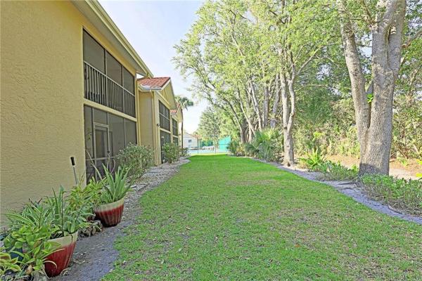 9627 Eaton Gardens Ln #104, Fort Myers, Florida 33919, image 2