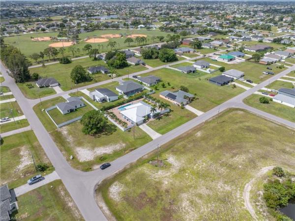 Cape Coral Residential, 1620 12th St, Cape Coral, Florida 33993, image 2