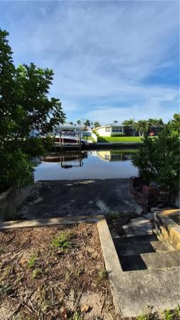 Yacht Club, 5201 NE Glade Ct, Cape Coral, Florida 33904, image 3