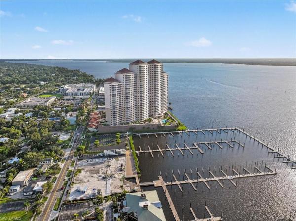 High Point Place, 2090 1st St #E2505, Fort Myers, Florida 33901, image 2