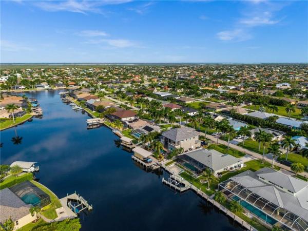 Cape Coral Residential, 2212 44th Ter, Cape Coral, Florida 33914, image 1