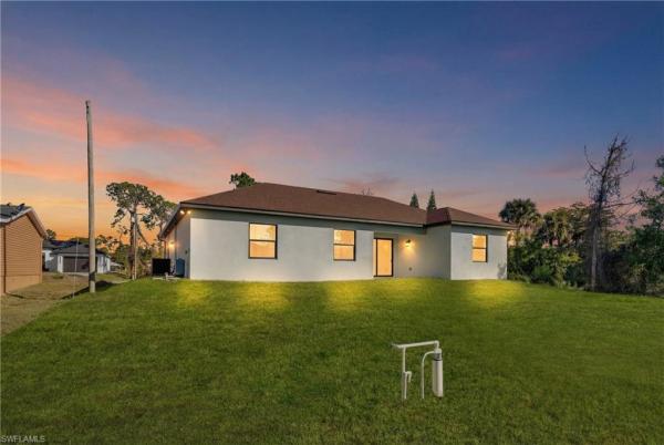 Lehigh Acres, 2909 W 9th St, Lehigh Acres, Florida 33971, image 3