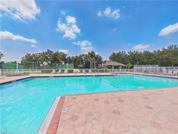 Oakmont At The Lakes At Three Oaks, 17772 Oakmont Ridge Cir, Fort Myers, Florida 33967, image 3