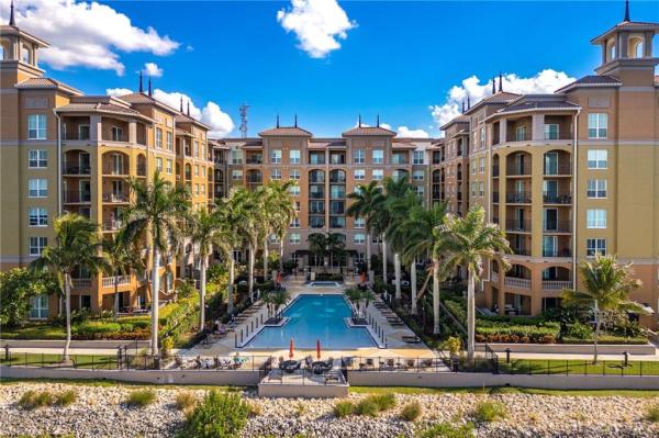 2825 Palm Beach Blvd #719, Fort Myers, Florida 33916, image 2