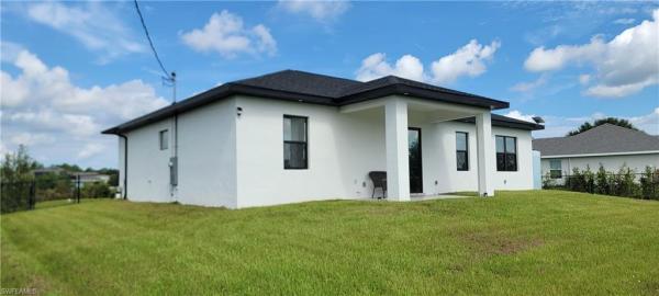 Greenbriar, 1906 Veinna St, Lehigh Acres, Florida 33972, image 3