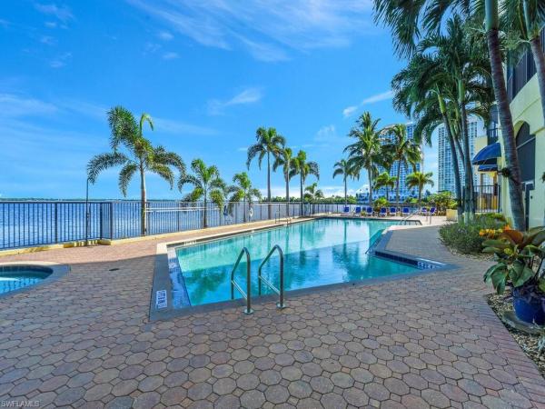 St Tropez, 2745 1st St #1006, Fort Myers, Florida 33916, image 2