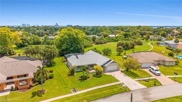 Lochmoor, 4220 Glasgow Ct, North Fort Myers, Florida 33903, image 3