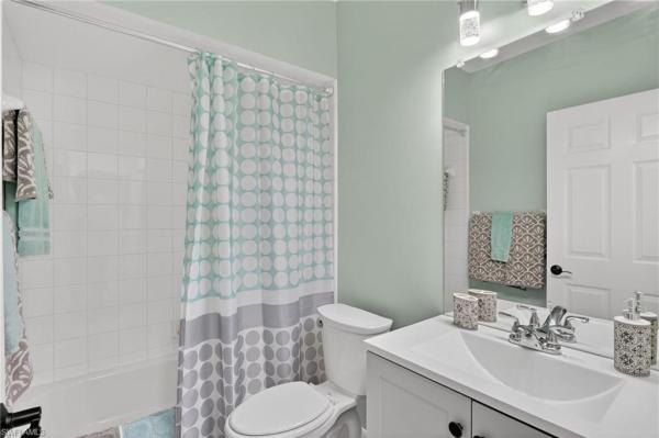 14771 Hole In 1st Cir #106, Fort Myers, Florida 33919, image 3