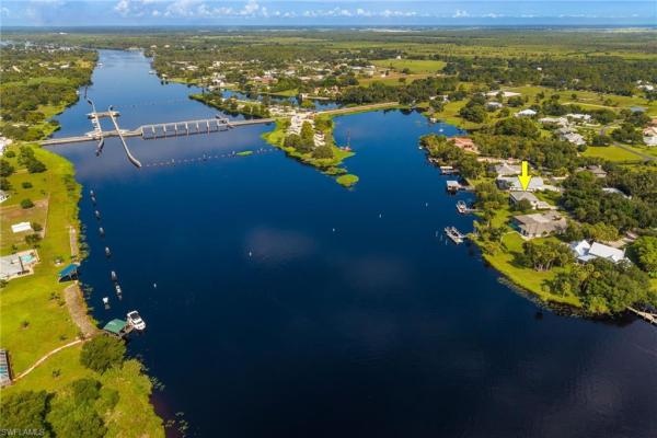 Riverwind Cove, 16450 Oakview Cir, Alva, Florida 33920, image 1