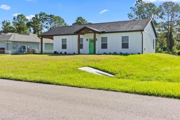 2004 Grayson Ave, Alva, Florida 33920, image 2