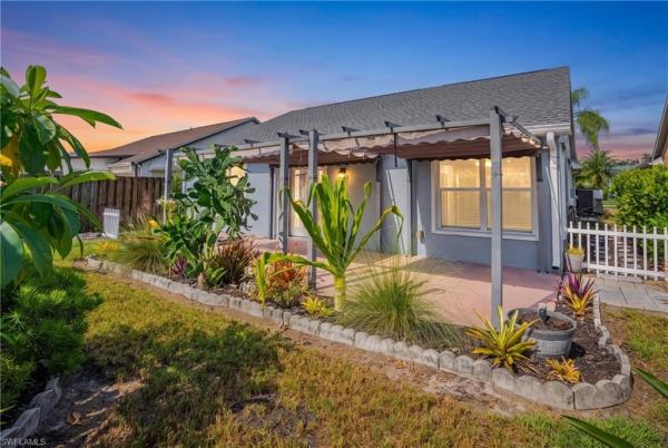 The Meadow, 15064 Cloverdale Dr, Fort Myers, Florida 33919, image 2