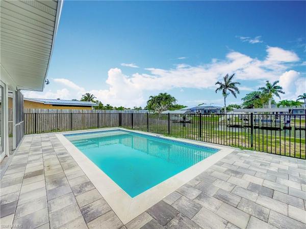 Cape Coral Residential, 1428 Vendome Ct, Cape Coral, Florida 33904, image 1