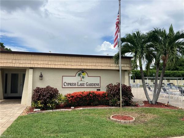 Cypress Lake Gardens, 116 Gledhill Ct, Fort Myers, Florida 33919, image 1