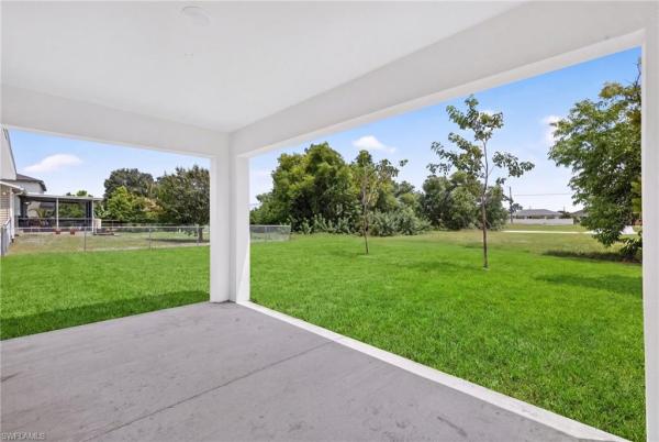 Cape Coral Residential, 1908 17th St, Cape Coral, Florida 33993, image 2