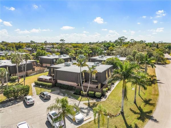 Parkwoods, 5590 Woodrose Ct #4, Fort Myers, Florida 33907, image 2