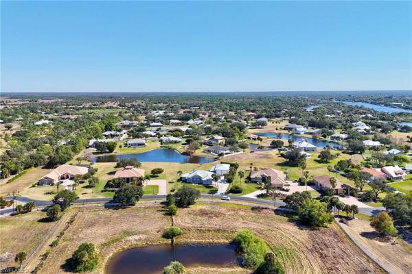 Riverwind Cove, 18220 Riverchase Ct, Alva, Florida 33920, image 2