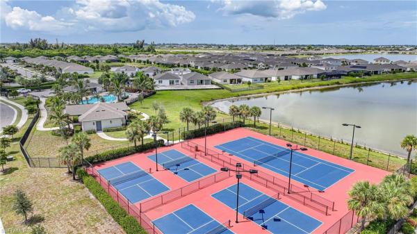 Stonewater, 719 Heather Lake Ave, Cape Coral, Florida 33993, image 3